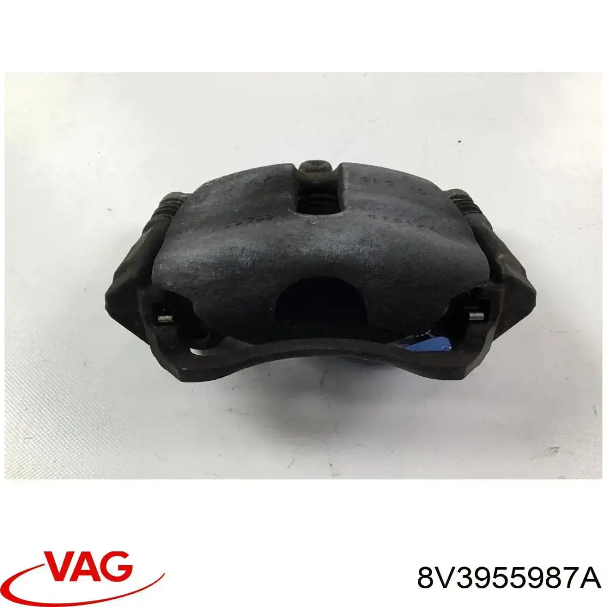 Купити 8V3955987A VAG Форсунка омивача скла лобового, ліва