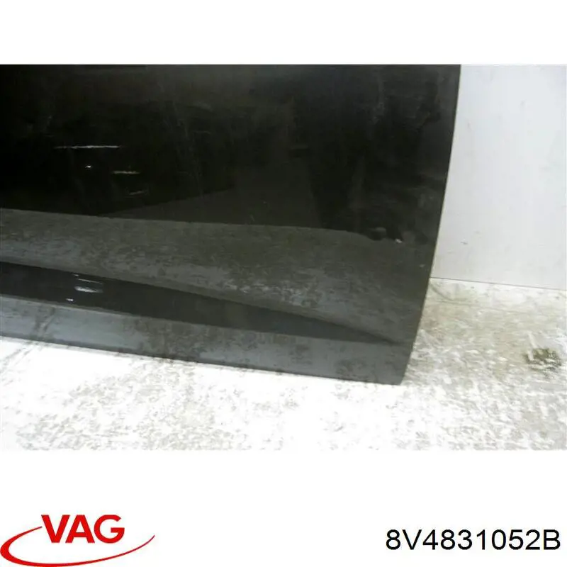 Двері передні, праві VAG 8V4831052B ціна, від 190.04 USD