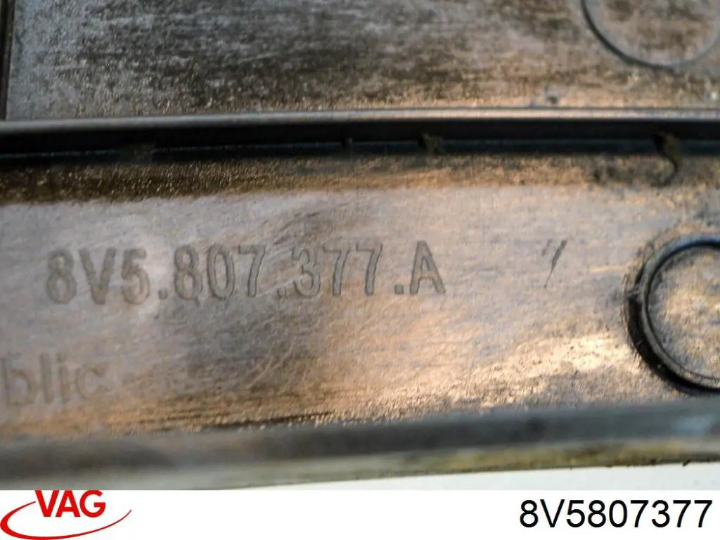 Купити 88071886002 Diamond/DPA Направляюча заднього бампера, ліва