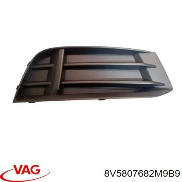 8V5807682M9B9 VAG Решітка переднього бампера, права