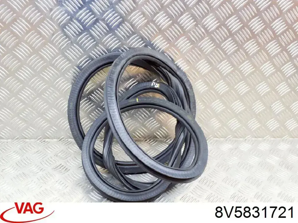 Купити 8V5831721 VAG 
