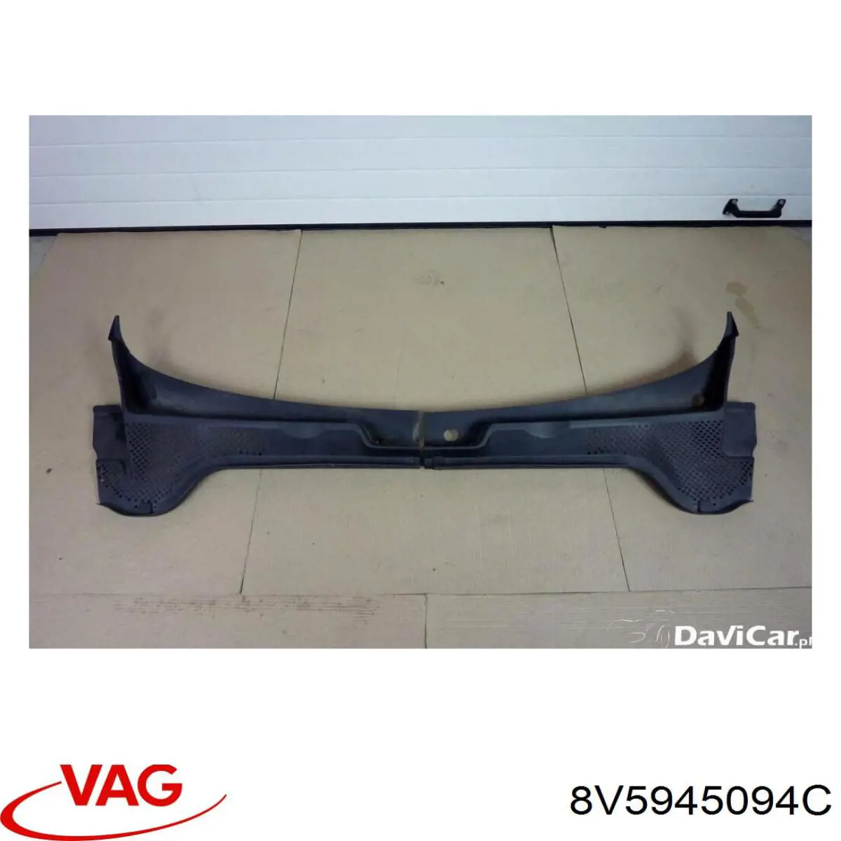 Ліхтар задній правий, внутрішній 8V5945094C VAG