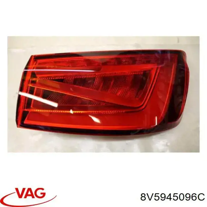 Ліхтар задній правий, зовнішній VAG 8V5945096C ціна, від 112.02 USD