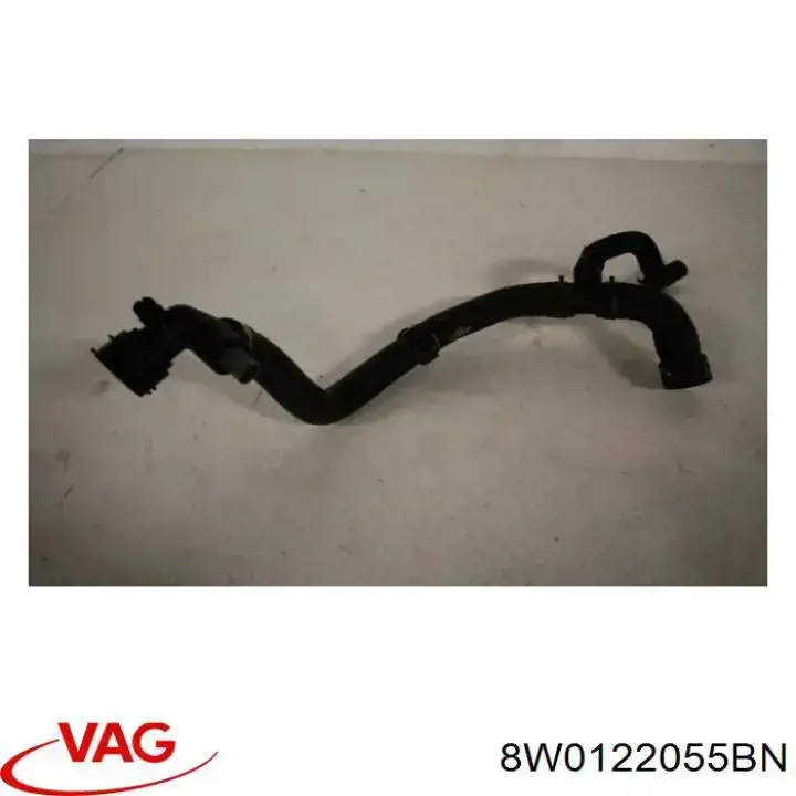 8W0122055BN VAG Шланг/патрубок радіатора охолодження, нижній