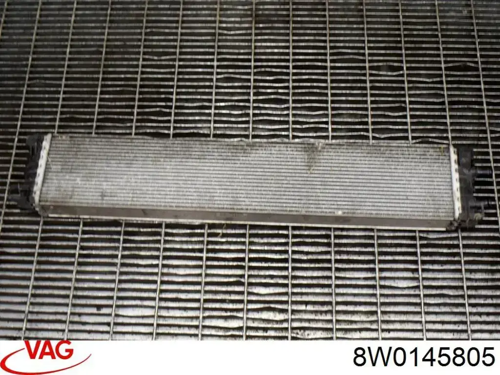 8W0145805 VAG радіатор интеркуллера