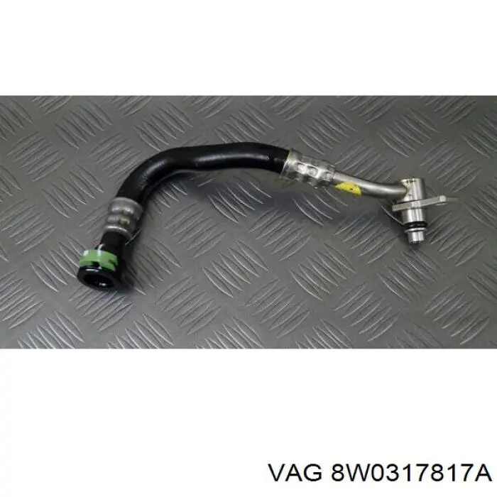 Трубка масляного радіатора АКПП, верхня VAG 8W0317817A ціна, від 15.17 USD