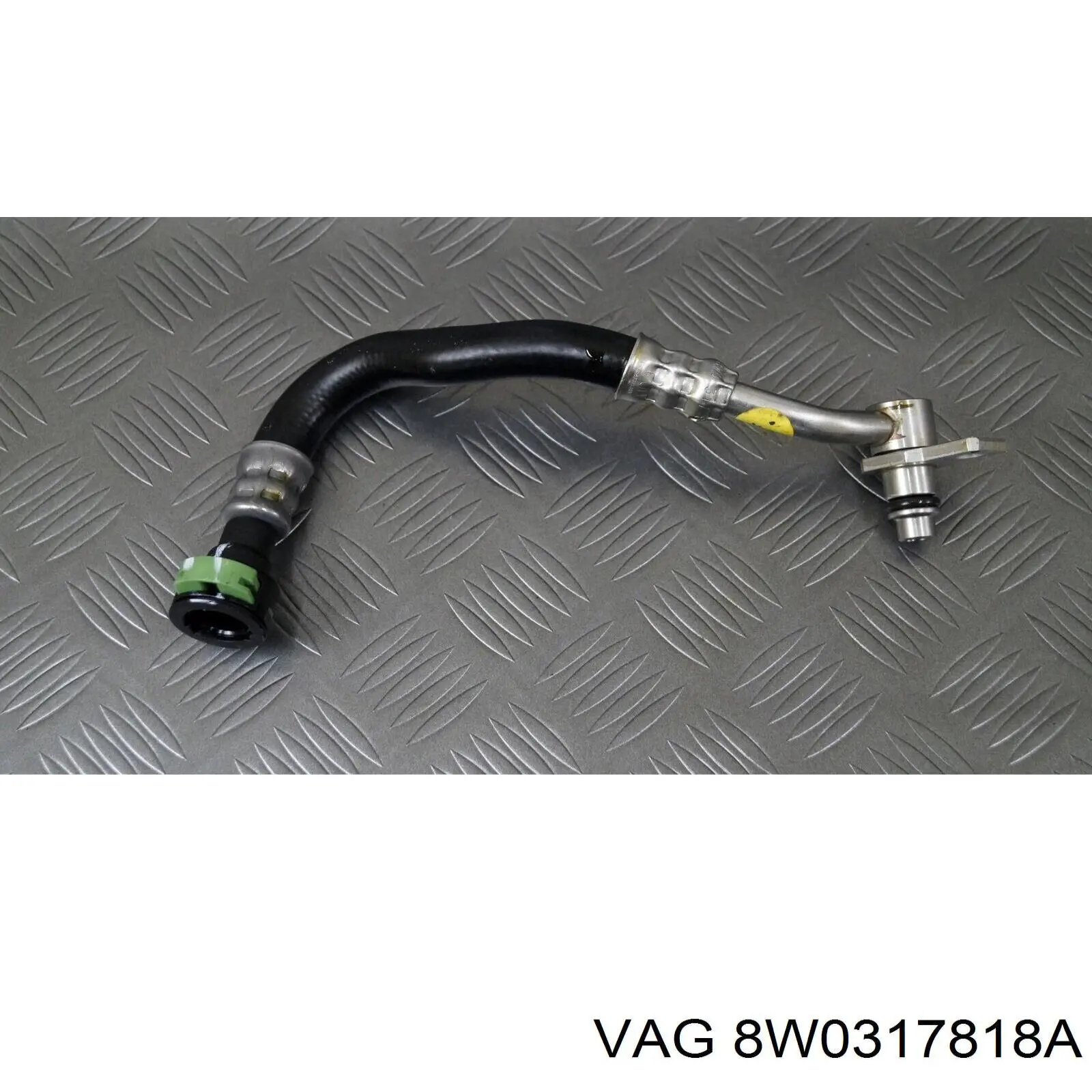 8W0317818A VAG Трубка масляного радіатора АКПП, нижня