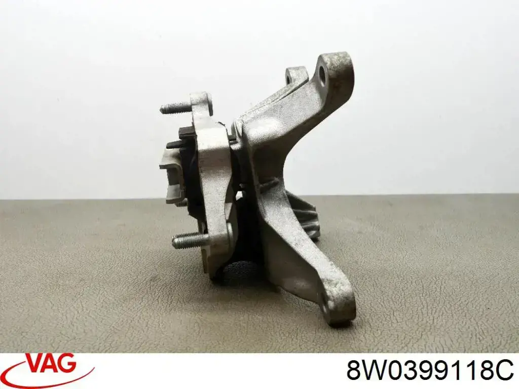 Кронштейн подушки КПП VAG 8W0399118C