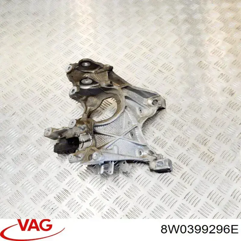 Кронштейн передньої балки VAG 8W0399296D