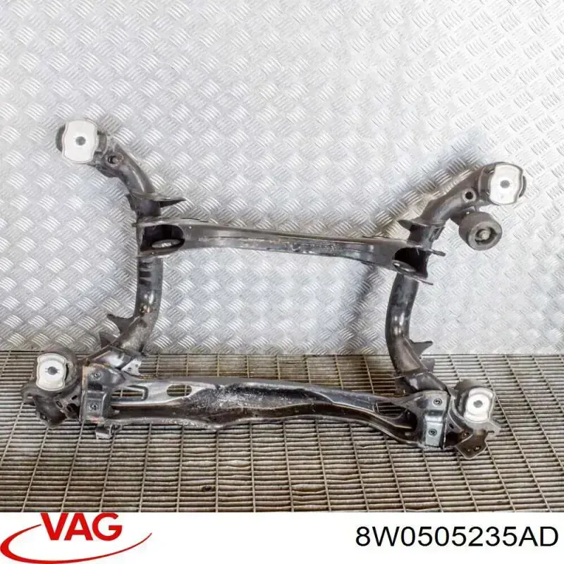 Балка задньої підвіски поперечна VAG 8W0505235AB ціна, від 190.04 USD