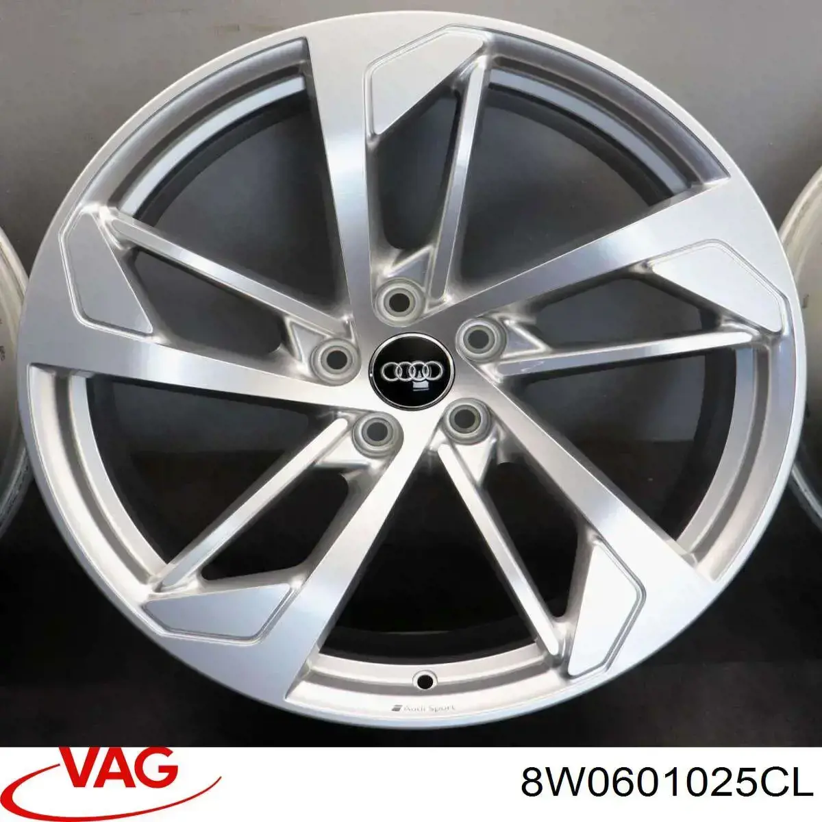 Диски колісні литі (легкосплавні, титанові) VAG 8W0601025CL ціна, від 1354.72 USD