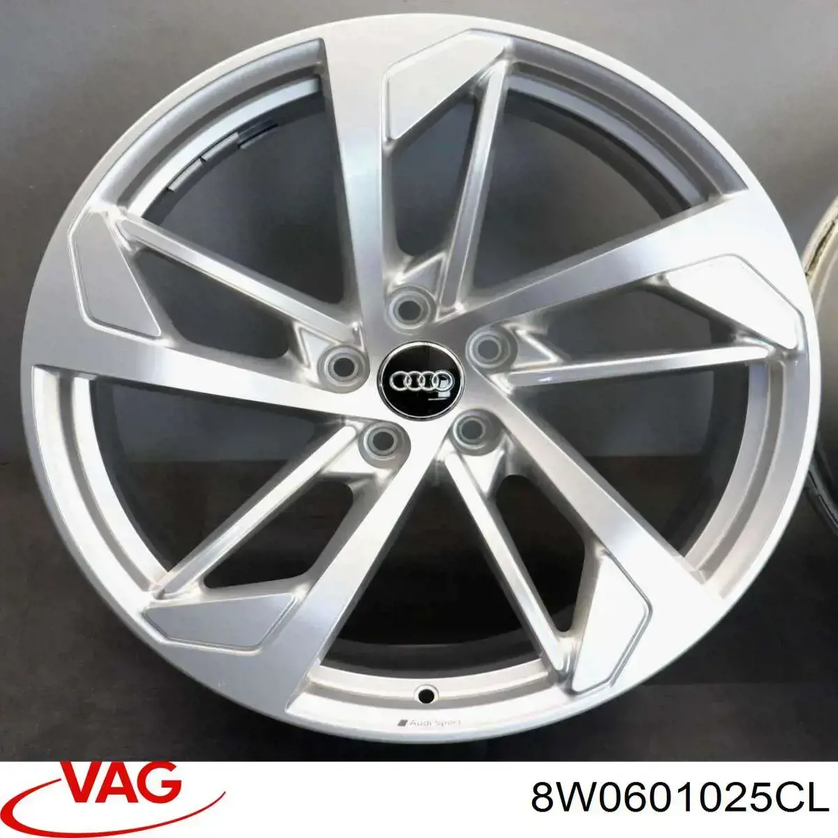 Купити 8W0601025CL VAG Диски колісні литі (легкосплавні, титанові)