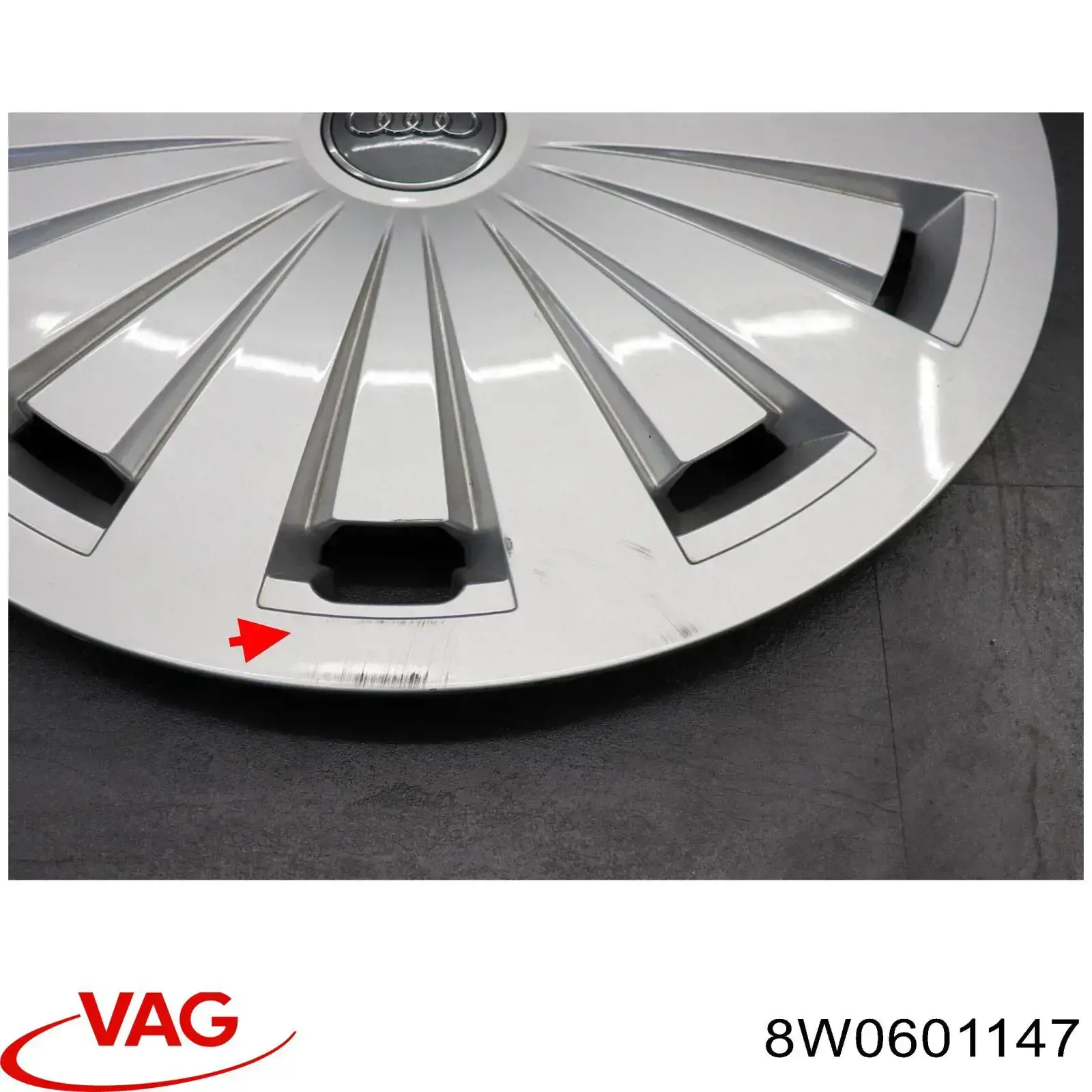 Ковпак диска VAG 8W0601147