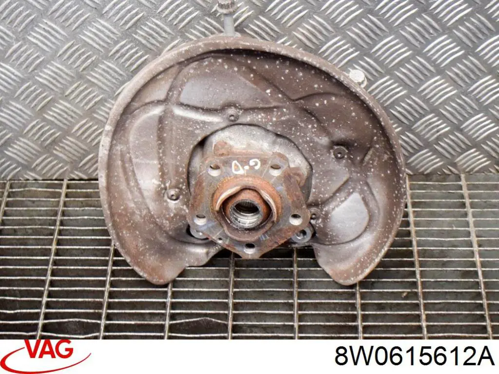 Захист гальмівного диска заднього, правого VAG 8W0615612A ціна, від 3.80 USD