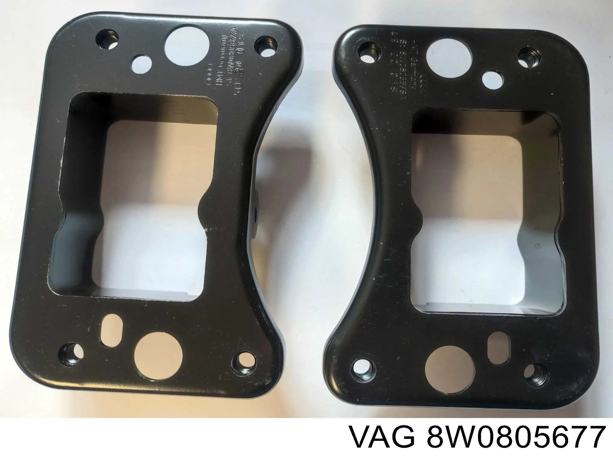  VAG 8W0805677 ціна, від 43.82 USD