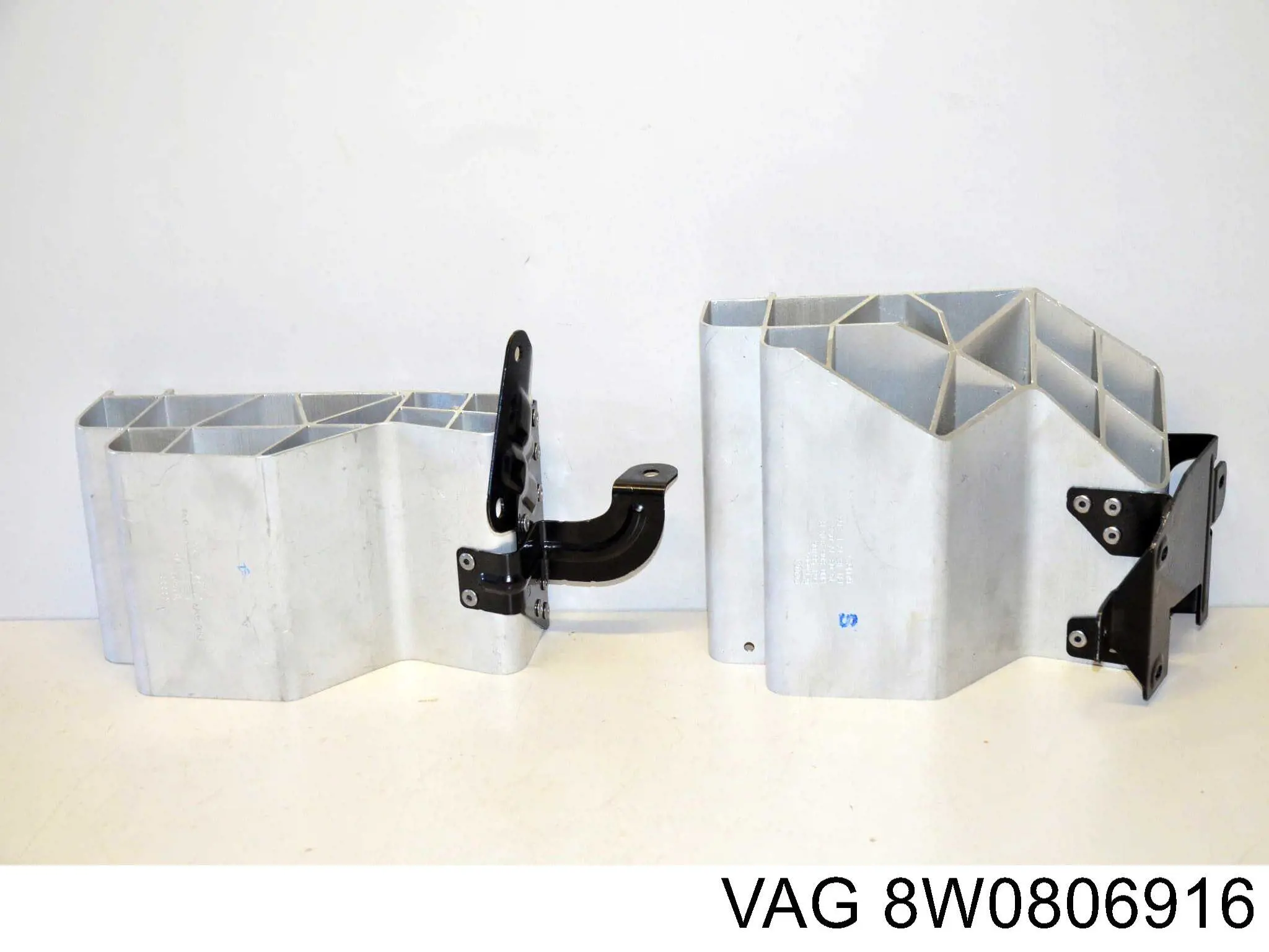 8W0806916 VAG 