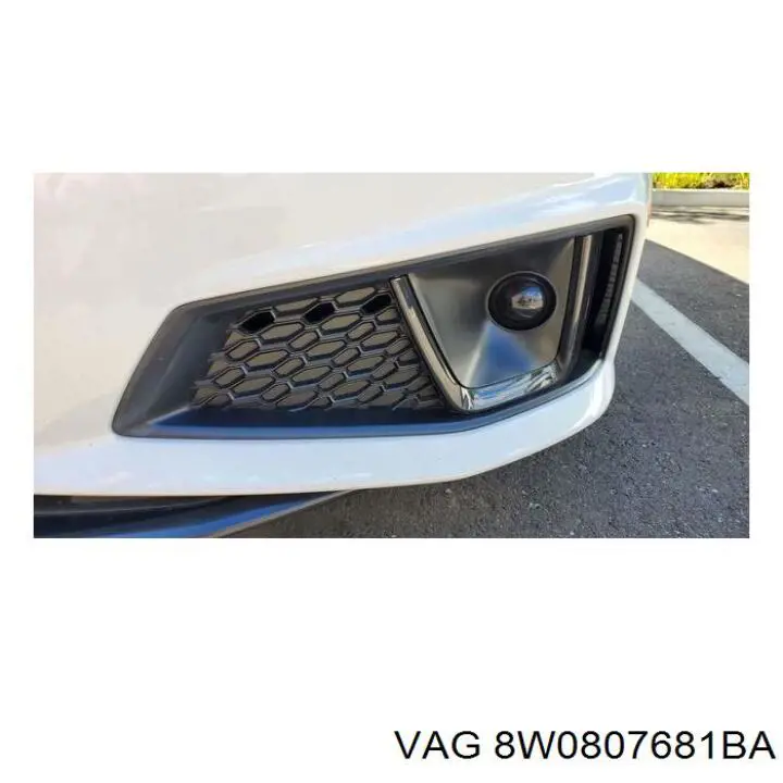 Купити 8W0807681BA VAG 