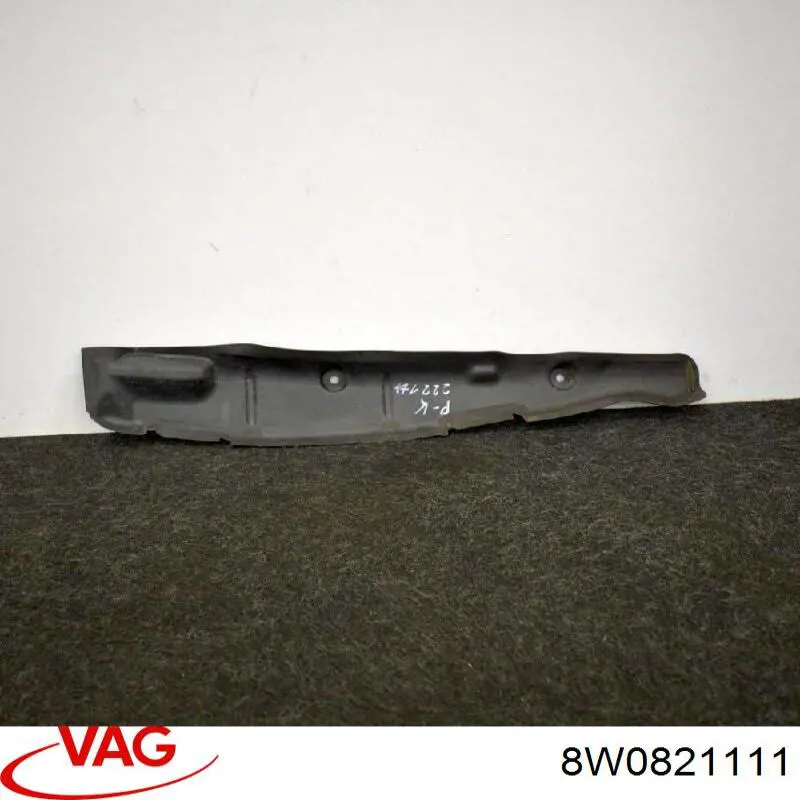 8W0821111 VAG Ущільнювач арки крила