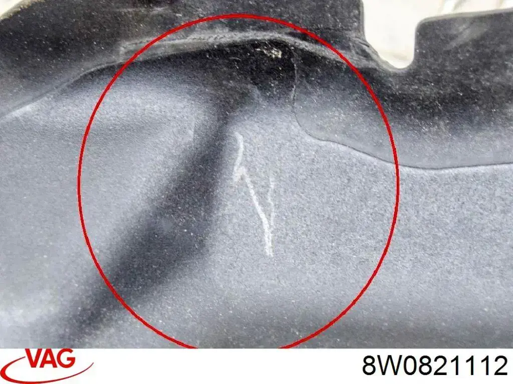 Ущільнювач крила VAG 8W0821112