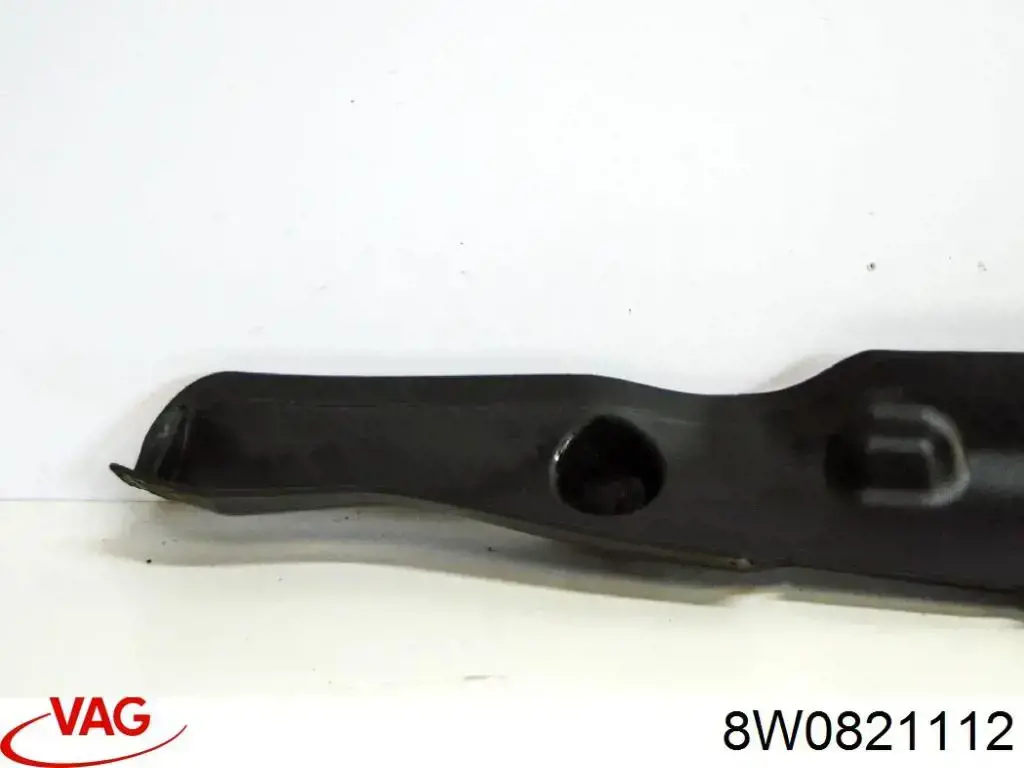 Ущільнювач крила VAG 8W0821112 ціна, від 6.33 USD