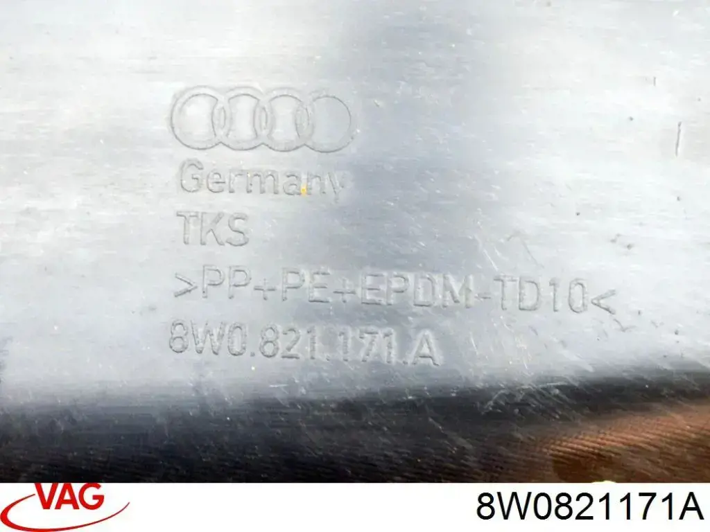 6601010030801P 4max Підкрилок переднього крила, лівий