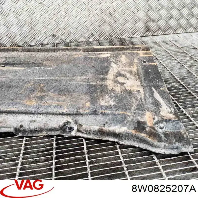 Захист днища, лівий 8W0825207A VAG