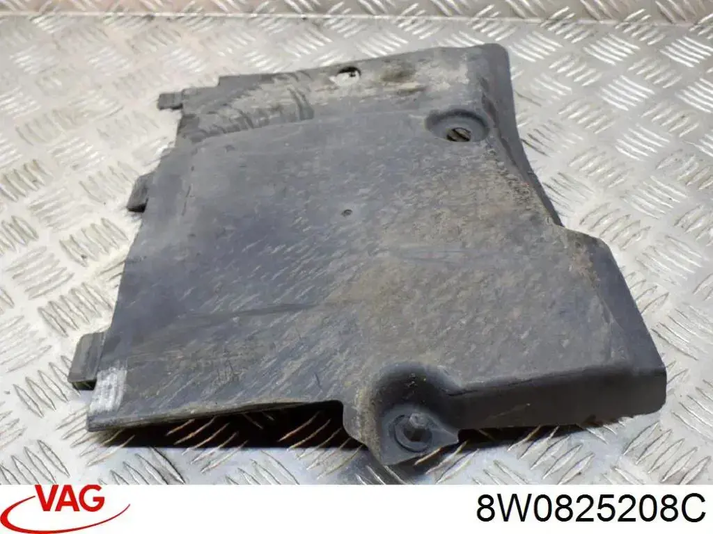 Захист днища, правий 8W0825208C VAG