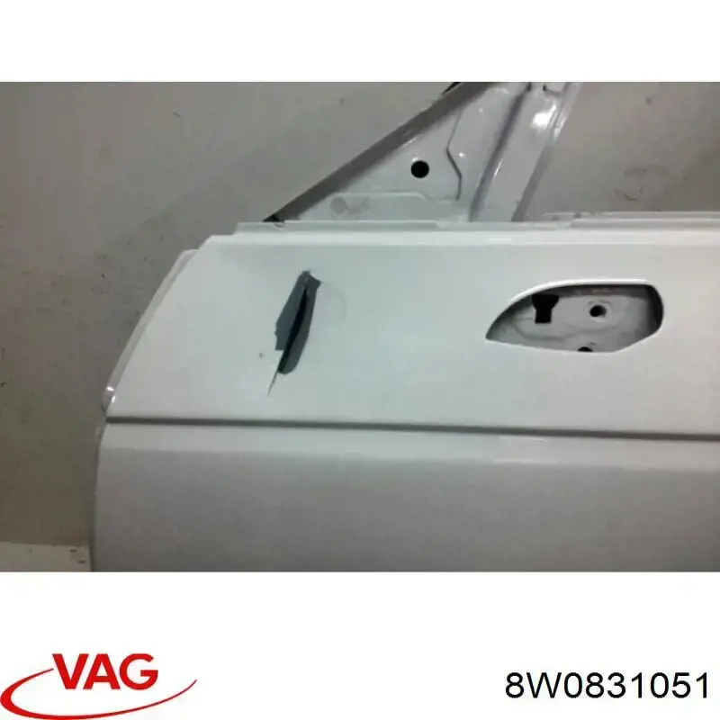 PAD80007AQL Signeda Дверь передня ліва