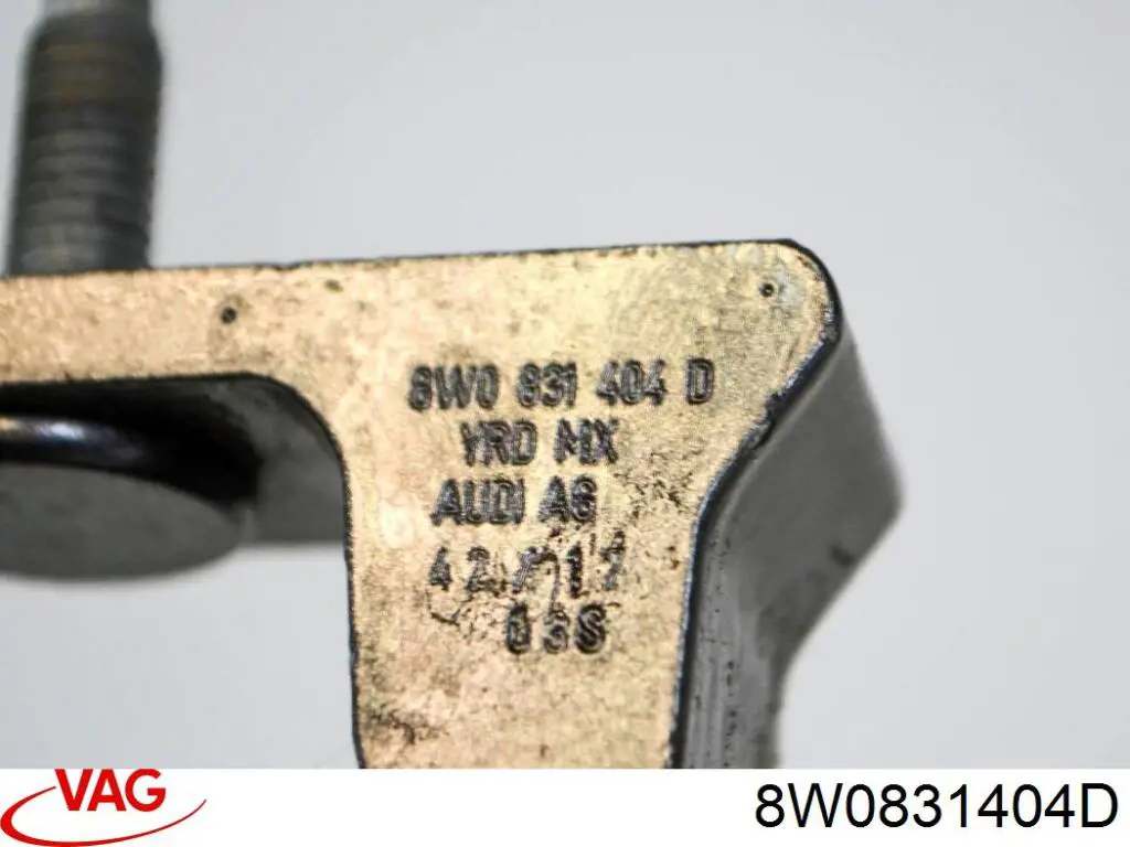 Петля задніх дверей, правих VAG 8W0831404D ціна, від 10.44 USD