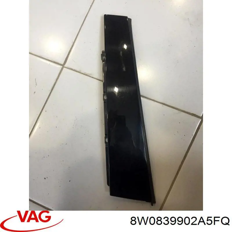 Купити 8W0839902A5FQ VAG Накладка задньої двері, правої, вертикальна