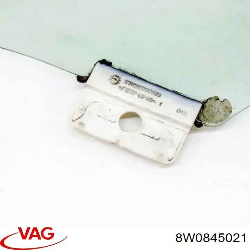 Скло водійських дверей VAG 8W0845021C ціна, від 201.04 USD