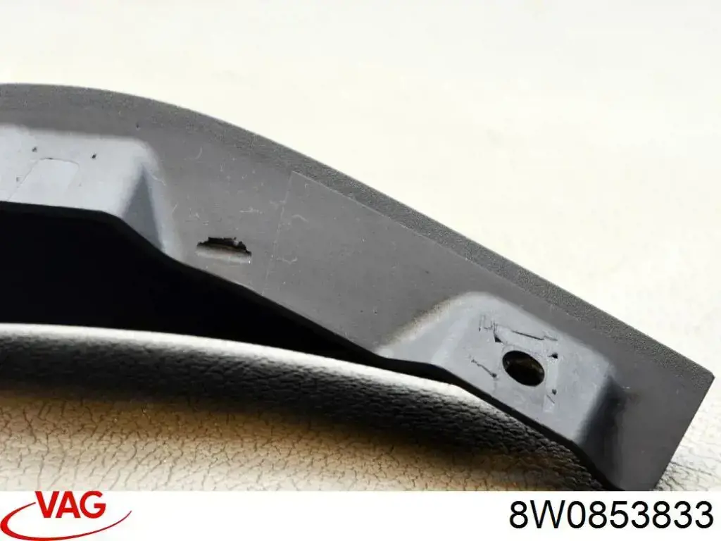 Спойлер переднього бампера, лівий VAG 8W0853833 ціна, від 12.67 USD