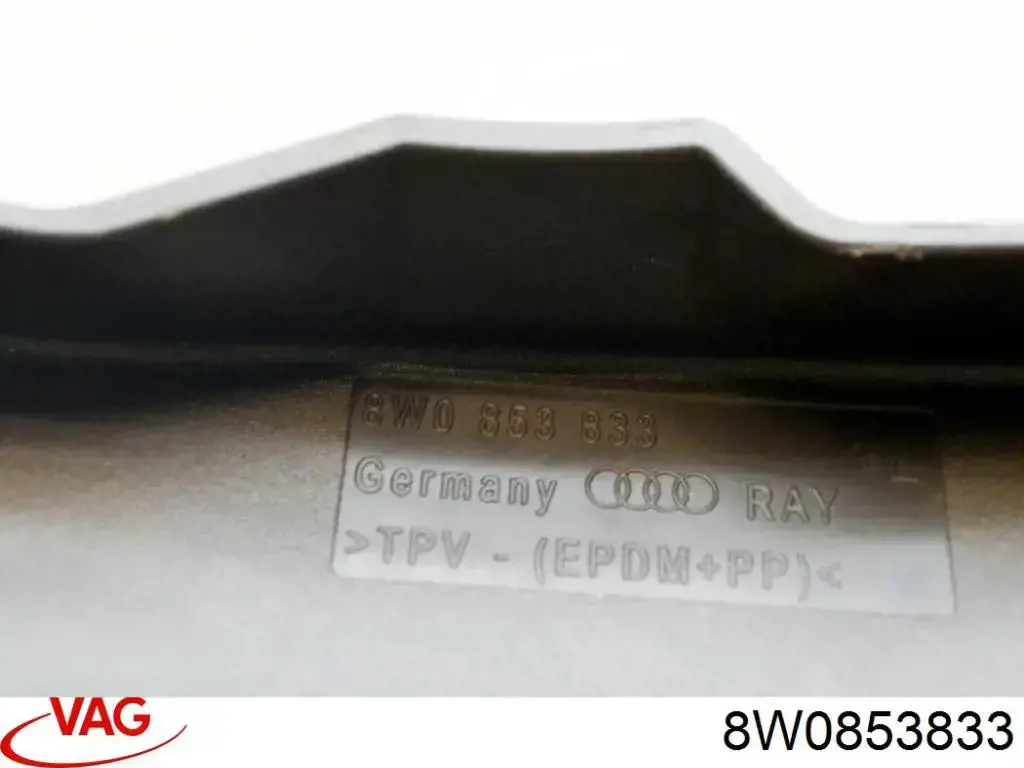 Спойлер переднього бампера, лівий 8W0853833 VAG