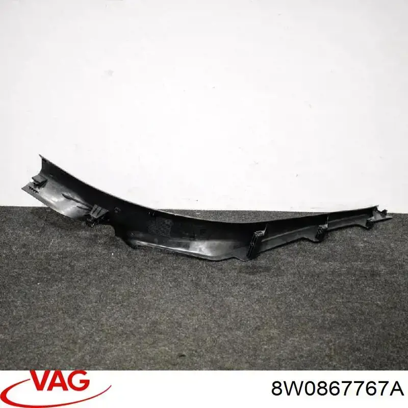 Купити 8W0867767A VAG Обшивка стійки кузова внутрішня, задня ліва