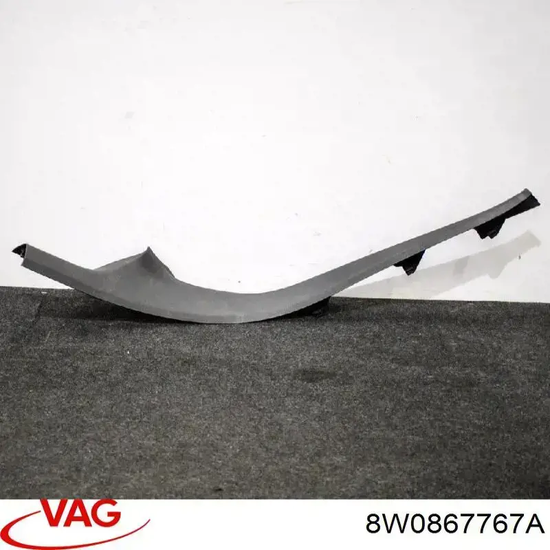 8W0867767A VAG Обшивка стійки кузова внутрішня, задня ліва