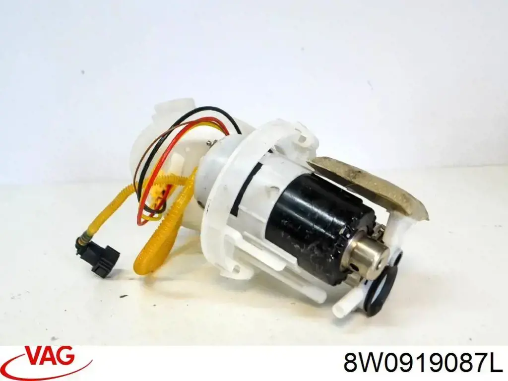 Паливний насос VAG 8W0919087L