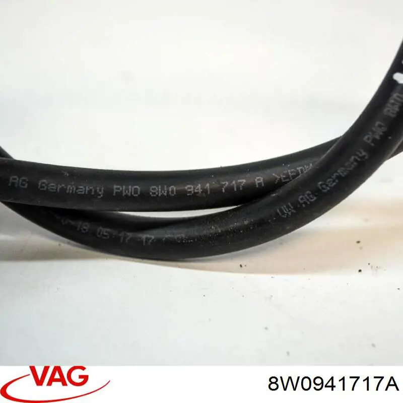 Шланг омивача фар 8W0941718A VAG