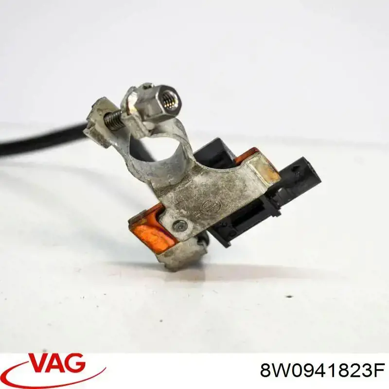 Купити 8W0941823F VAG Корпус запобіжників