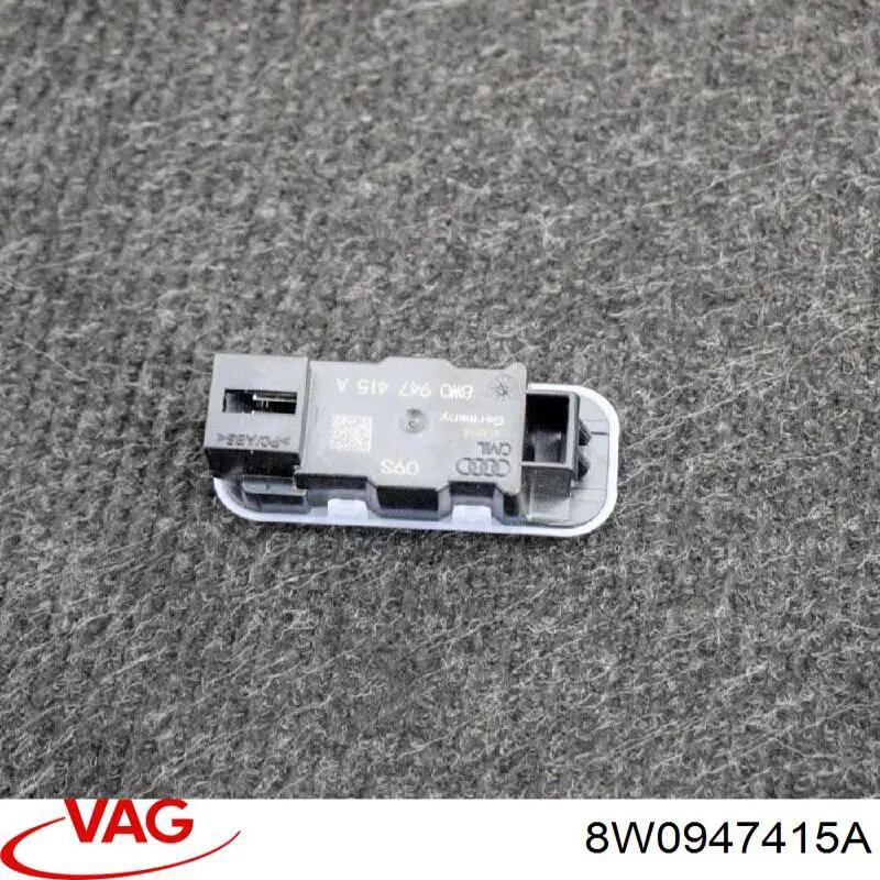 Плафон підсвітки багажного відсіку VAG 8W0947415A