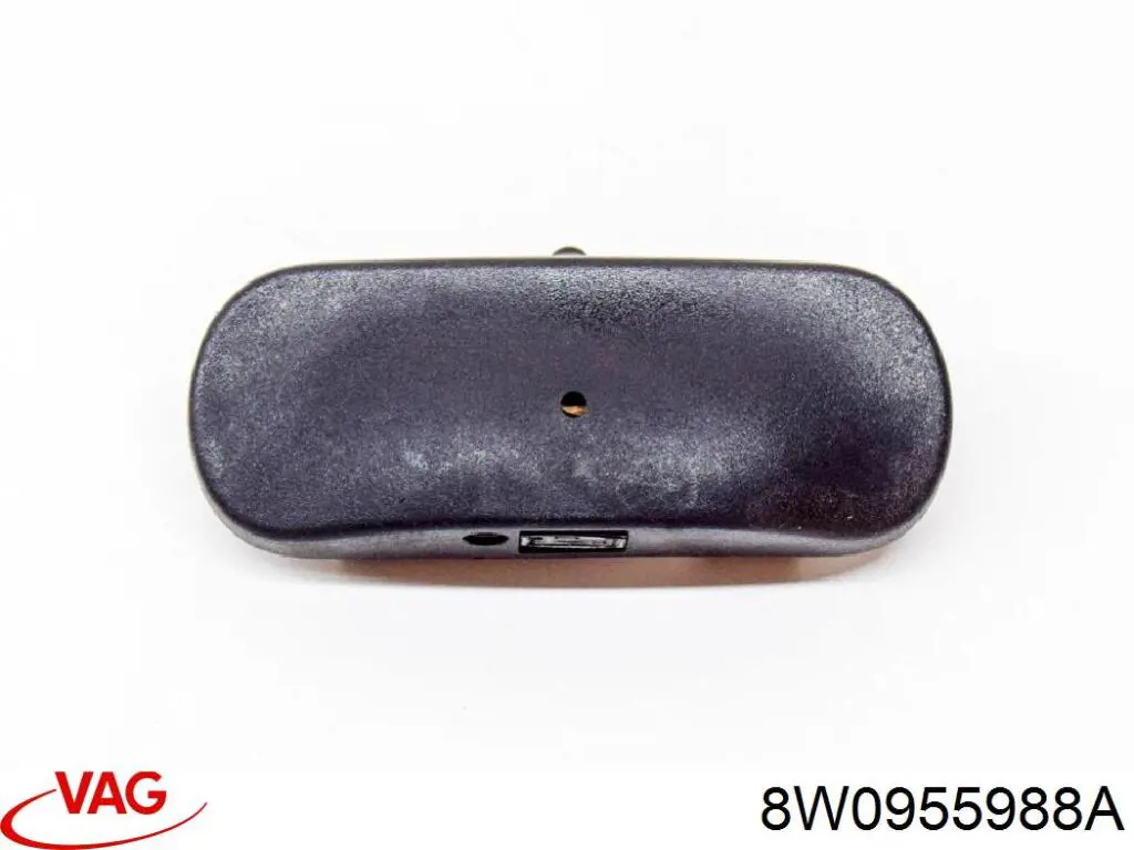 Купити 8W0955988A VAG Форсунка омивача скла лобового, права