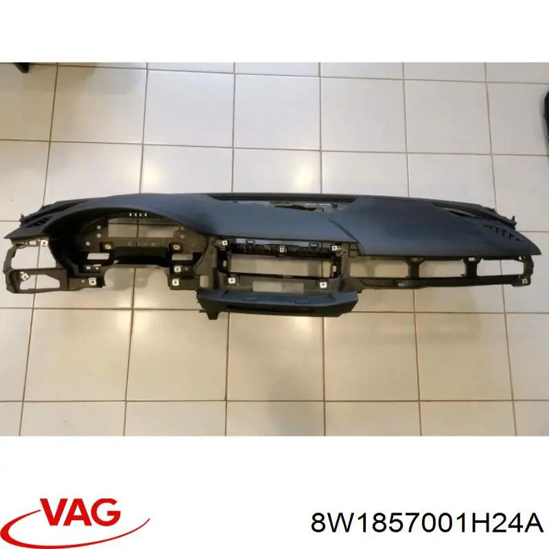 8W1857001H24A VAG Передня панель