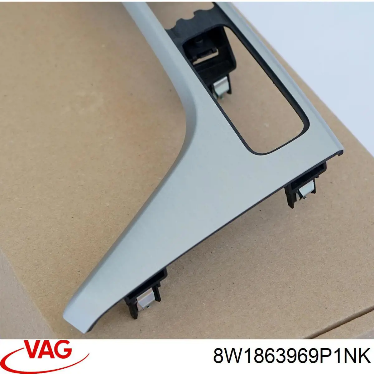  VAG 8W1863969P1NK ціна, від 36.73 USD