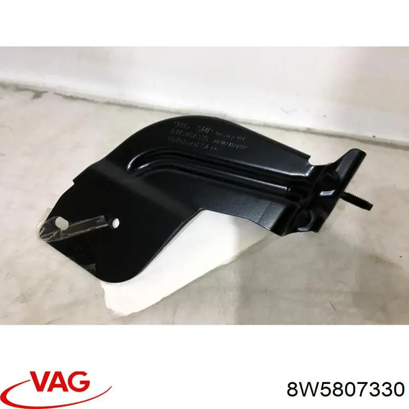 Кронштейн бампера заднього, правий VAG 8W5807330 ціна, від 18.50 USD