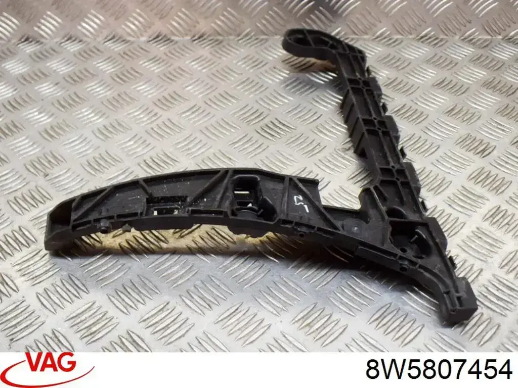 Купити 8W5807454 VAG Направляюча заднього бампера, права