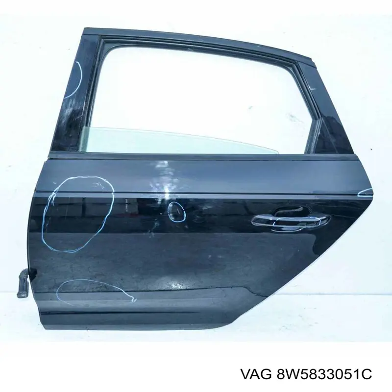 Двері задні VAG 8W5833051C ціна, від 627.13 USD