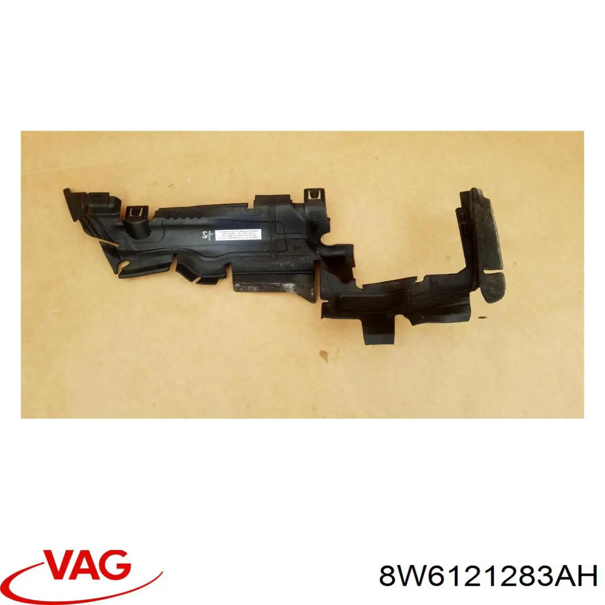 8W6121283AH VAG Повітропровід (дефлектор) радіатора, лівий