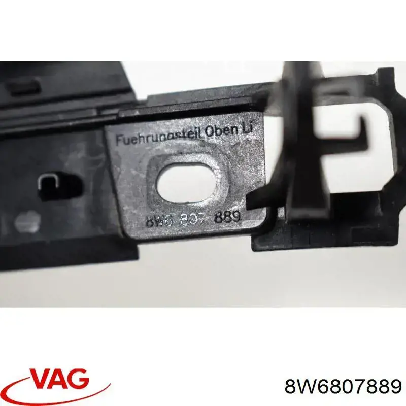 Направляюча заднього бампера, ліва 8W6807889 VAG