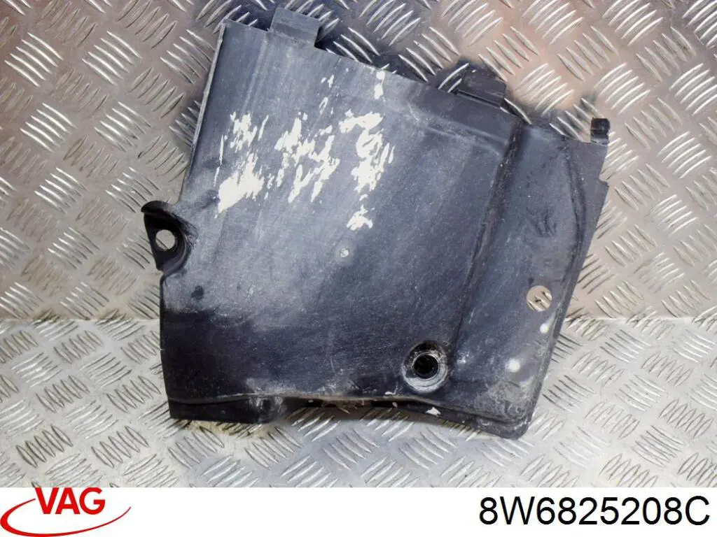 Захист днища, правий VAG 8W6825208C ціна, від 64.90 USD