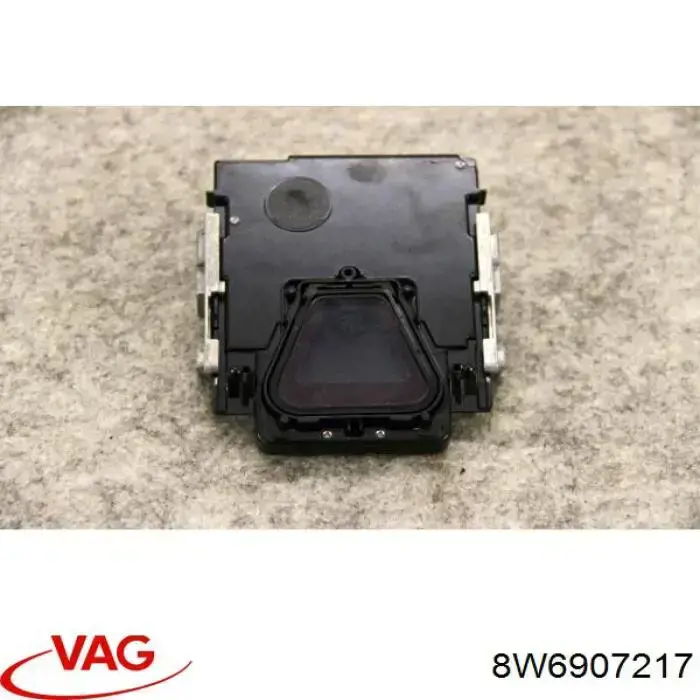 Камера системи забезпечення видимості 8W6907217 VAG