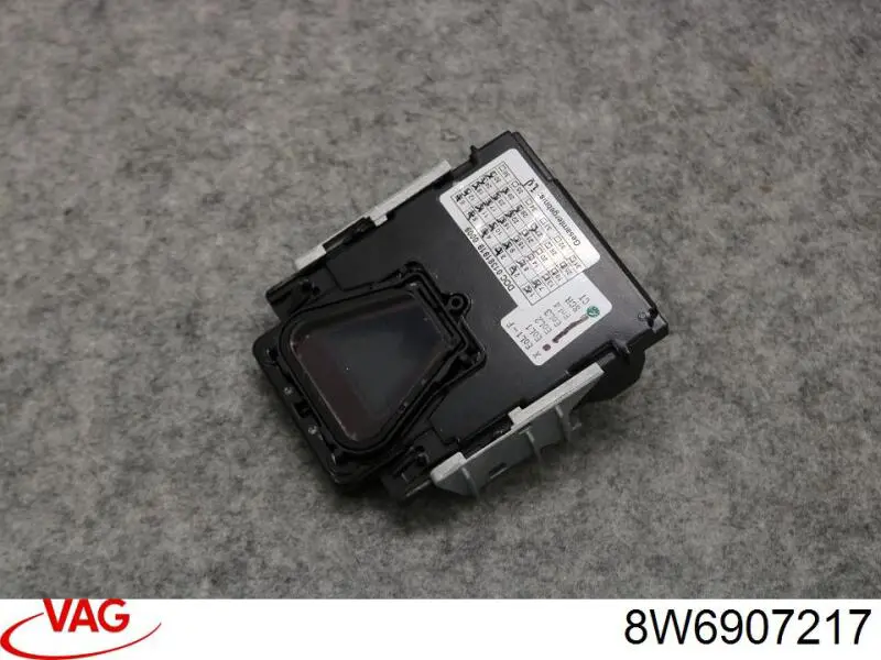 Купити 8W6907217 VAG Камера системи забезпечення видимості